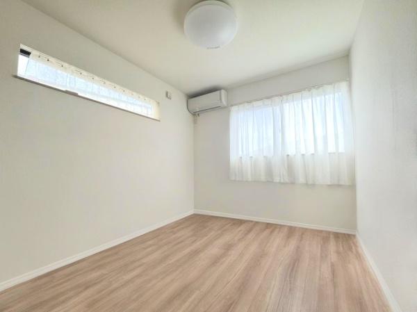 秦野市ひばりケ丘の中古一戸建て