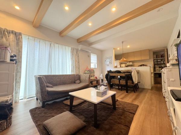 秦野市ひばりケ丘の中古一戸建
