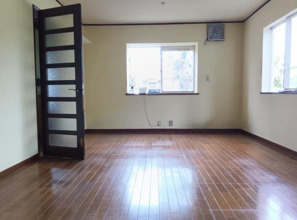 平塚市岡崎の中古一戸建