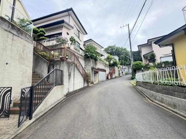 秦野市南矢名の中古一戸建て