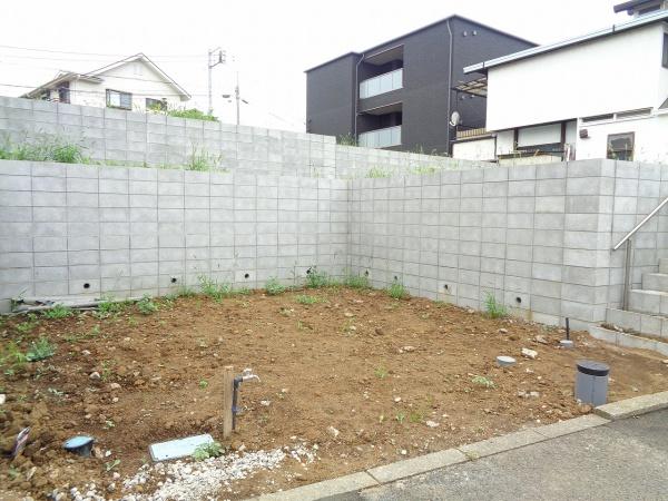 秦野市鶴巻南４丁目の土地