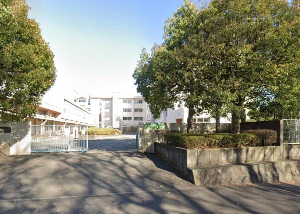 秦野市尾尻の土地(秦野市立南が丘中学校)