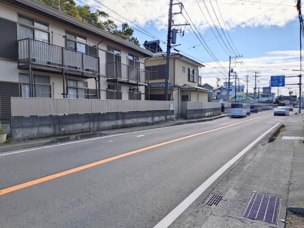 南足柄市塚原の土地