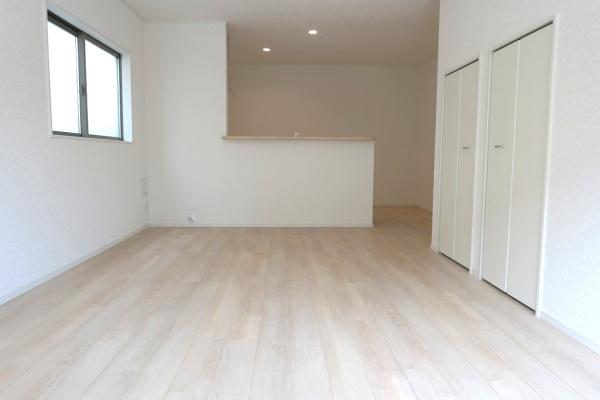 平塚市菫平の新築一戸建