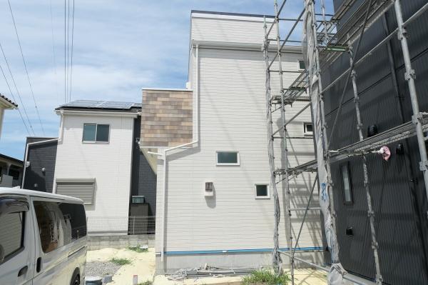 平塚市東真土４丁目の新築一戸建