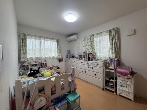 秦野市平沢の中古一戸建て