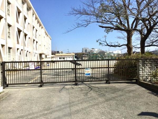 藤沢市弥勒寺１丁目の中古一戸建て(藤沢市立村岡小学校)