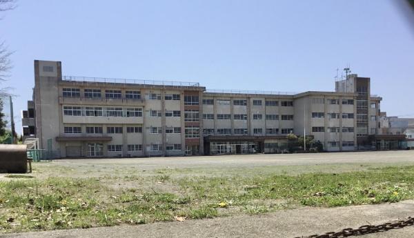 小田原市前川の土地(小田原市立鴨宮中学校)