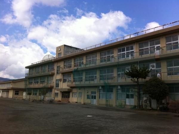 小田原市蓮正寺の中古一戸建て(小田原市立泉中学校)