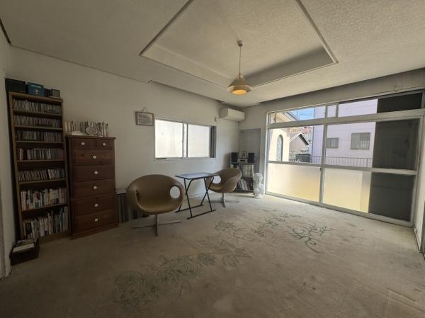 平塚市西八幡３丁目の土地