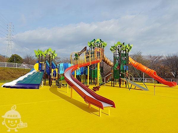 南足柄市壗下の中古一戸建て(南足柄市運動公園)