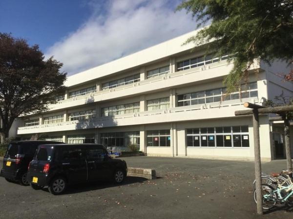 足柄上郡大井町金子の土地(大井町立大井小学校)