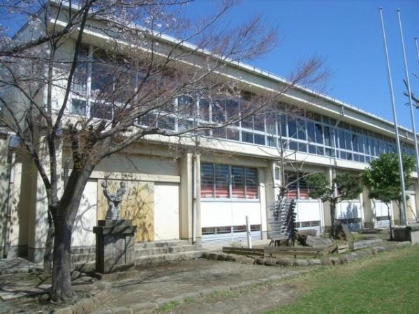 小田原市浜町４丁目の中古一戸建て(小田原市立新玉小学校)