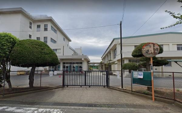 平塚市四之宮３丁目の新築一戸建(平塚市立神明中学校)