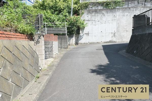 平塚市万田２丁目の中古一戸建て