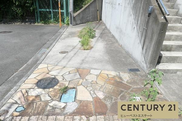 平塚市万田２丁目の中古一戸建