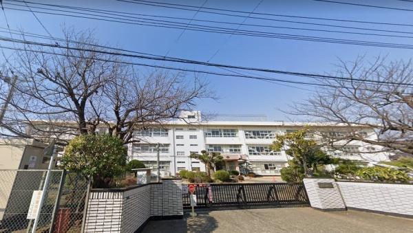 平塚市四之宮の土地(平塚市立神田小学校)