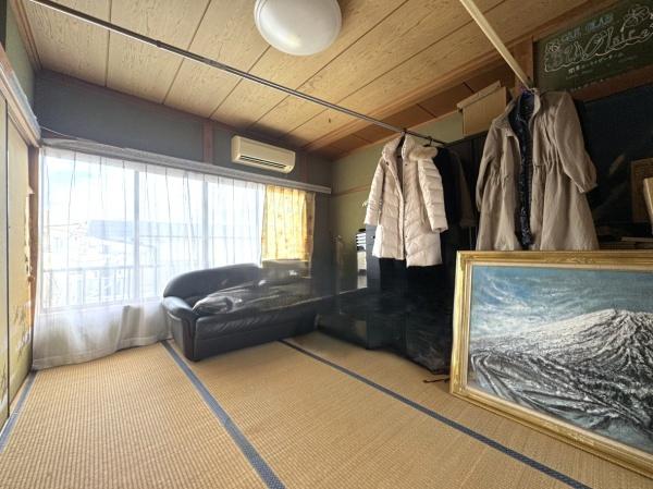 秦野市鶴巻南２丁目の中古一戸建て