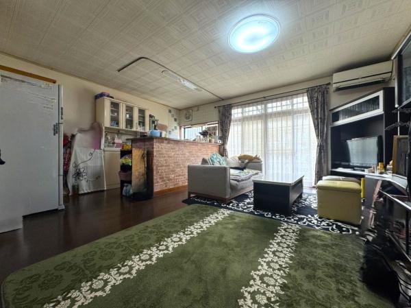 秦野市鶴巻南２丁目の中古一戸建