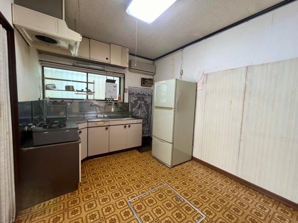 小田原市国府津４丁目の中古一戸建