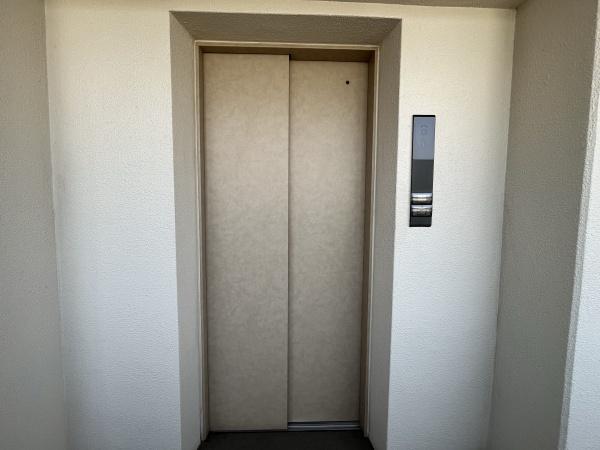 サングレイス伊勢原壱番館
