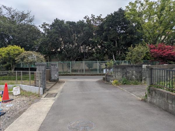 小田原市栢山の中古一戸建て