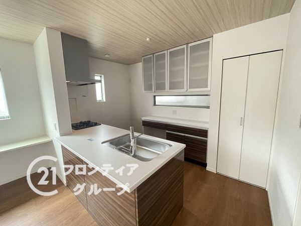 枚方市須山町の中古一戸建て