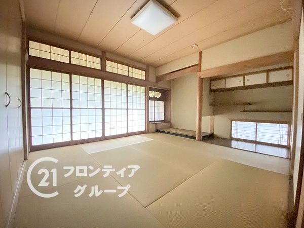 枚方市翠香園町の中古一戸建て