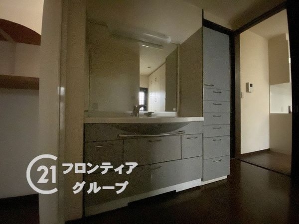 枚方市翠香園町の中古一戸建て