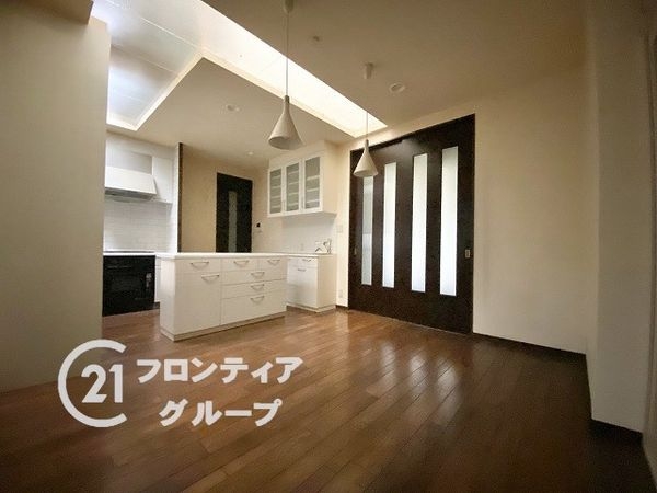 枚方市翠香園町の中古一戸建て