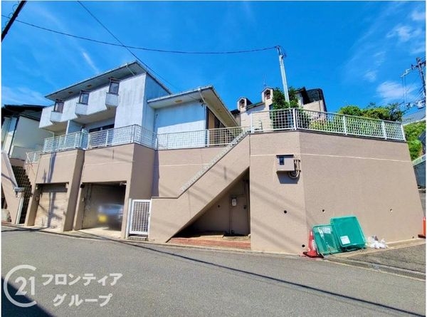 枚方市山之上５丁目の中古一戸建て