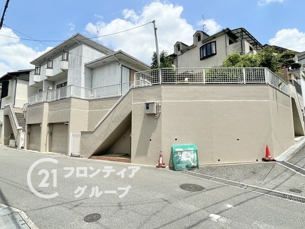 枚方市山之上５丁目　中古一戸建て