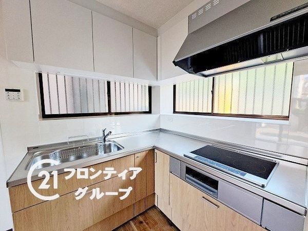 寝屋川市河北中町　中古一戸建て