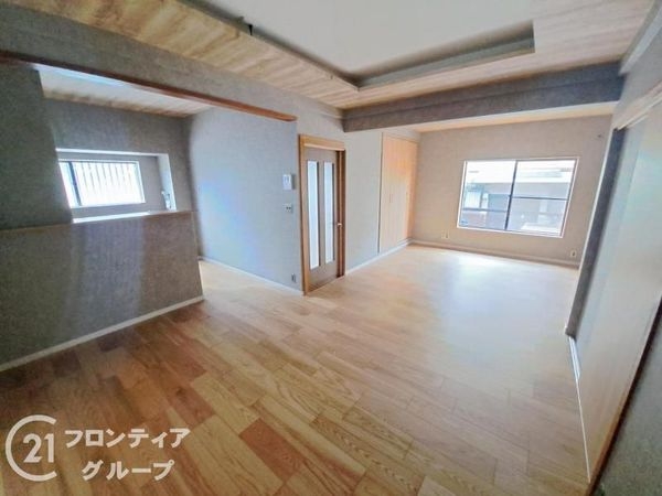 枚方市松丘町の中古一戸建て