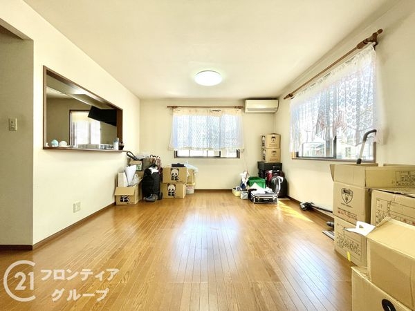 寝屋川市成美町の中古一戸建て