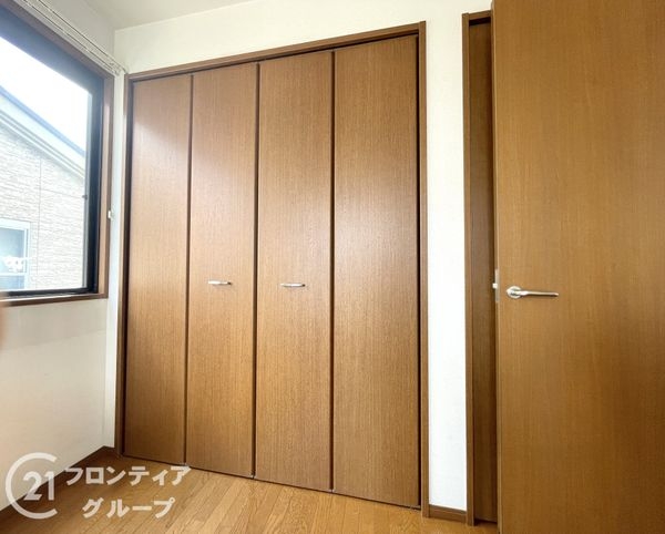 寝屋川市成美町の中古一戸建て