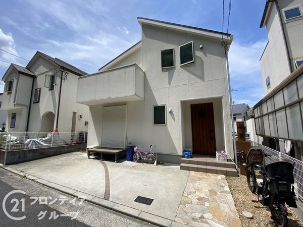 寝屋川市梅が丘２丁目の中古一戸建て