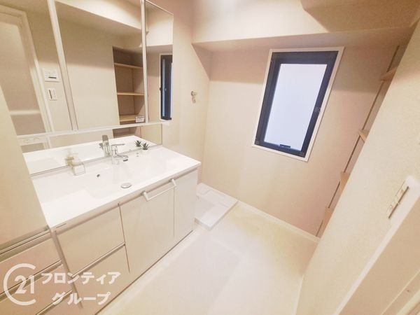ロイヤルシャトーねやがわオークビル　中古マンション