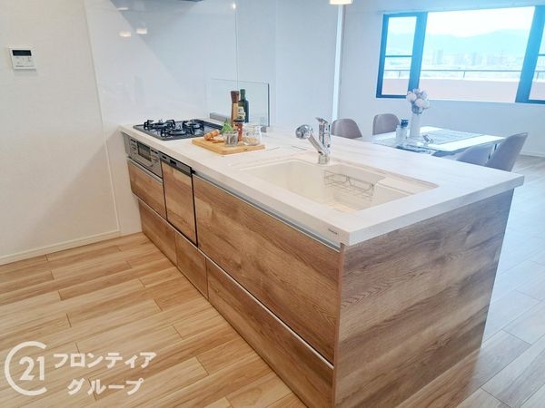 ロイヤルシャトーねやがわオークビル　中古マンション