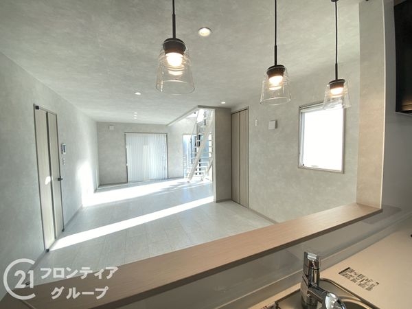 枚方市大峰元町２丁目　新築一戸建て