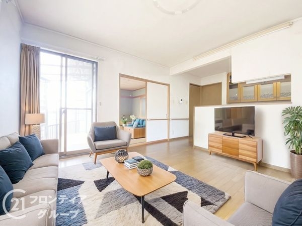 枚方市楠葉面取町２丁目　中古一戸建て