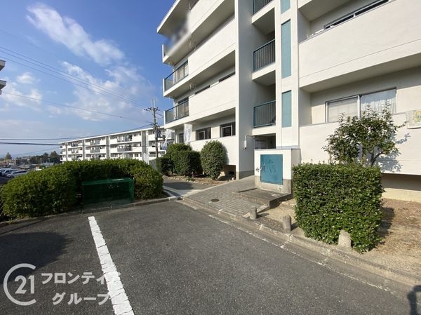 香里三井団地A１３棟　中古マンション