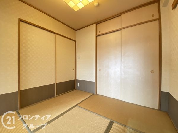 ロイヤルアーク東香里園町　中古マンション