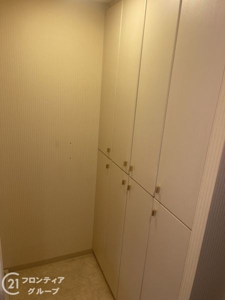 ロイヤルアーク東香里園町　中古マンション