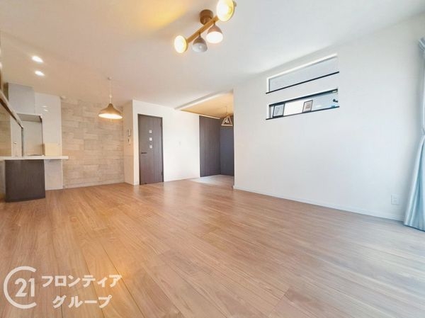 枚方市招提中町1丁目　中古一戸建て