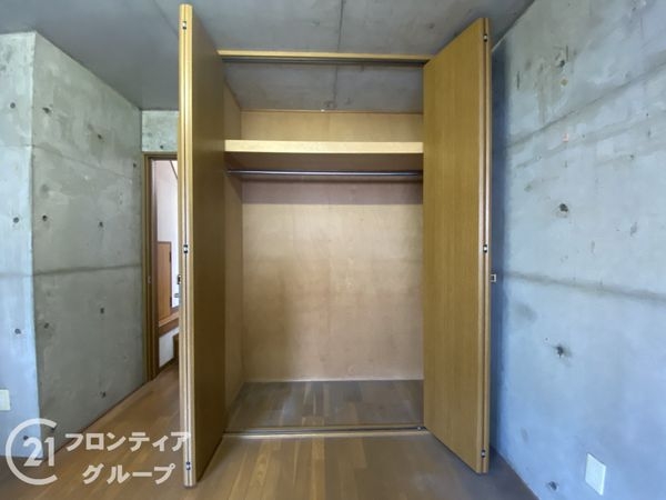 寝屋川市秦町の中古一戸建て