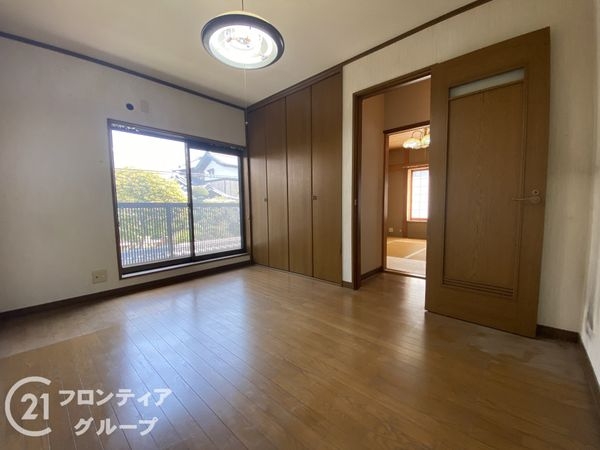 寝屋川市秦町の中古一戸建て
