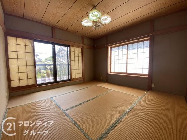 寝屋川市秦町の中古一戸建て