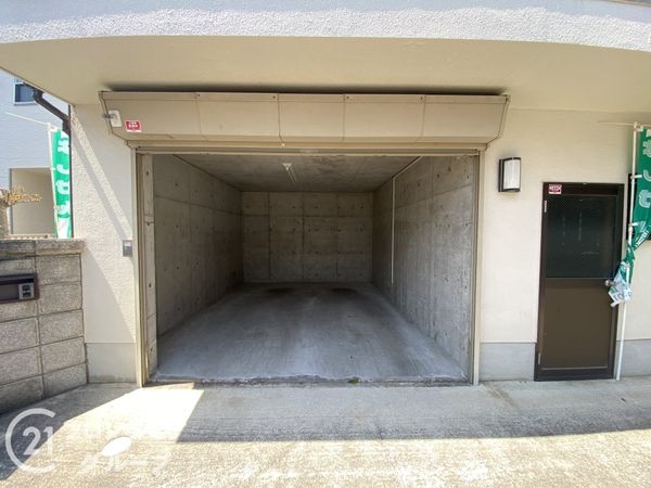 寝屋川市秦町の中古一戸建て