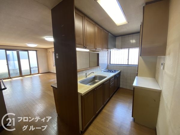 寝屋川市秦町の中古一戸建て